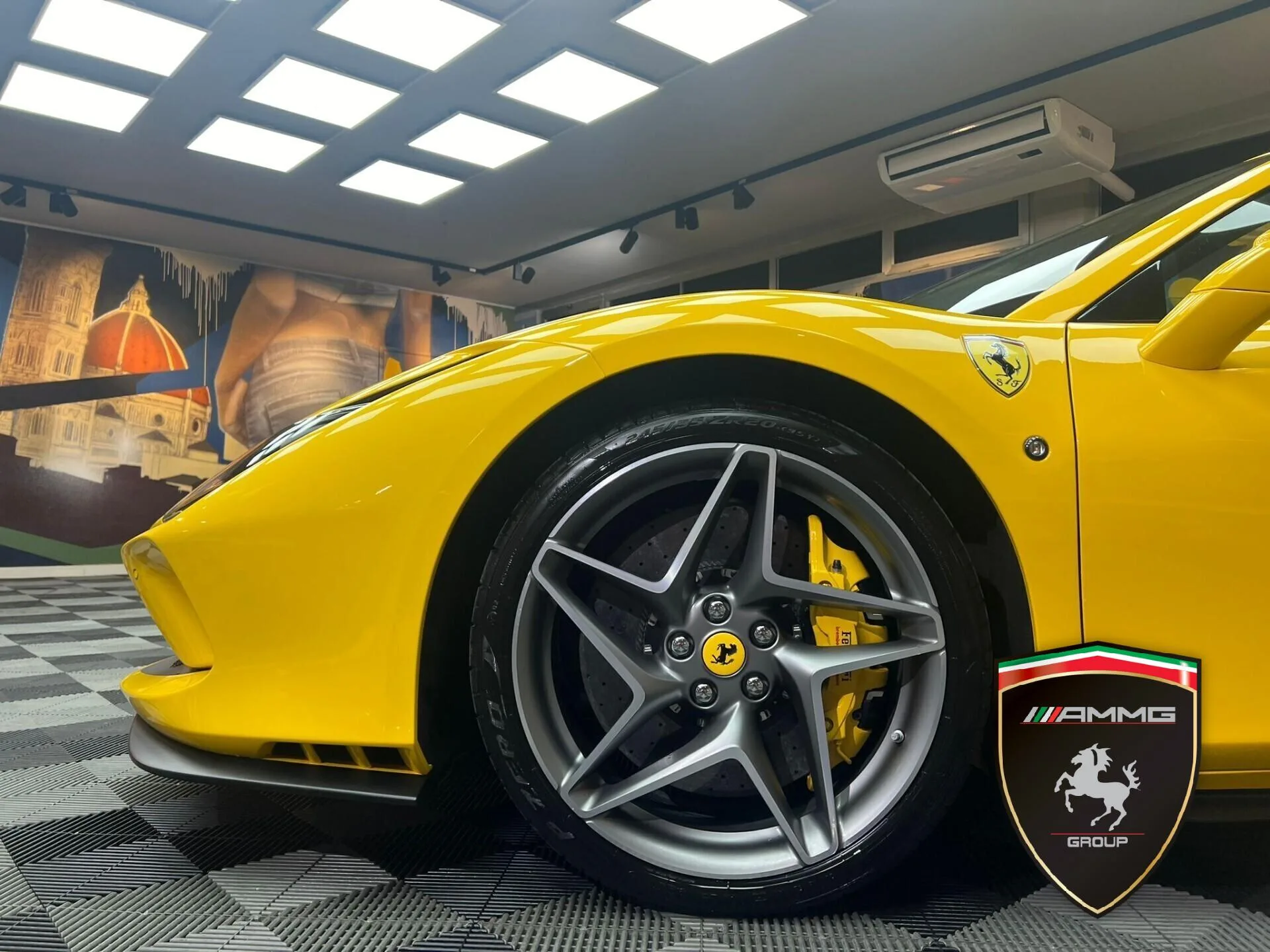 2023 Ferrari F8 Spider, 8/15