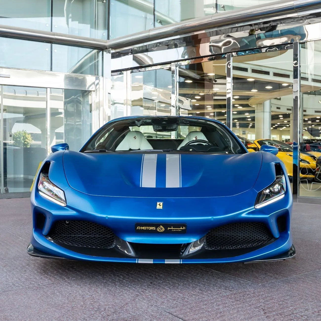 2023 Ferrari F8 Spider angeboten von einem Fachhändler in Dubai, Vereinigte Arabische Emirate, Foto 6 von 17