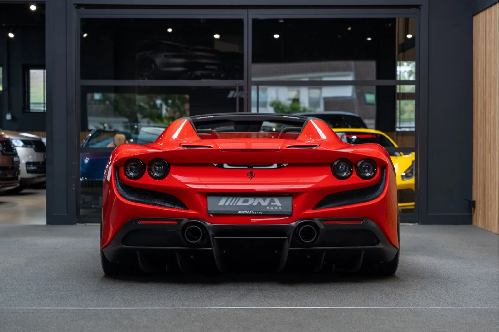 2023 Ferrari F8 Spider, 4/30