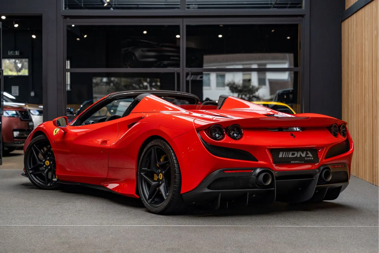 2023 Ferrari F8 Spider, 5/30