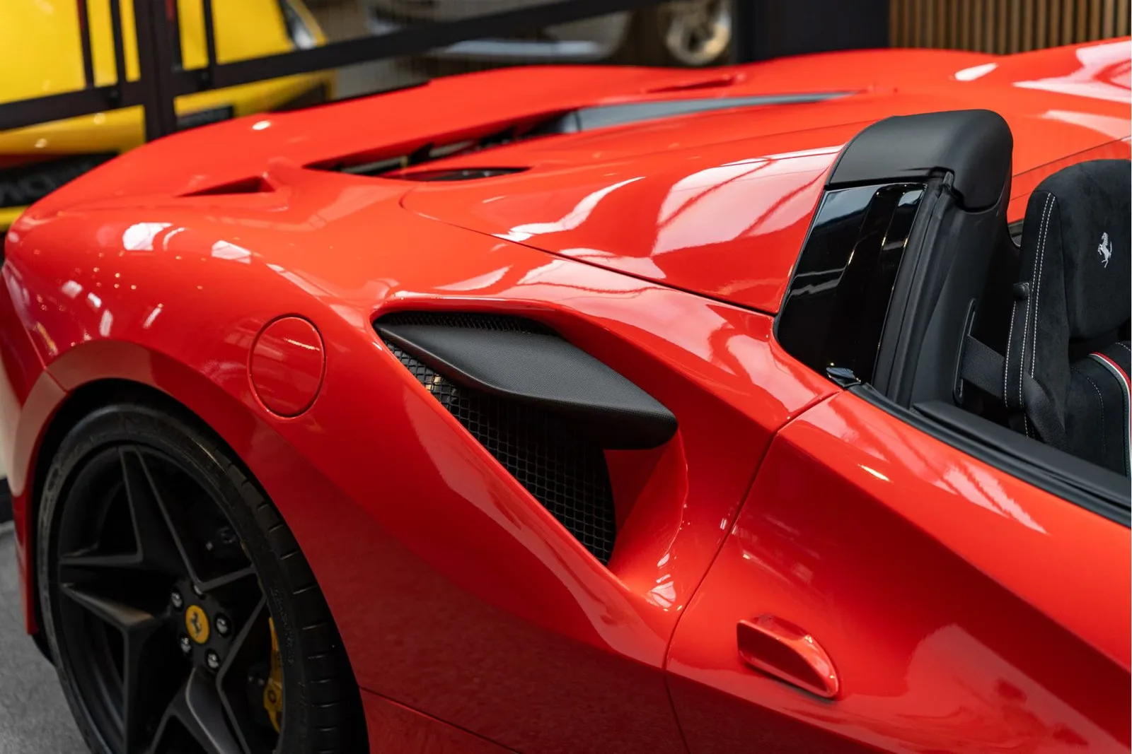 2023 Ferrari F8 Spider, 15/30