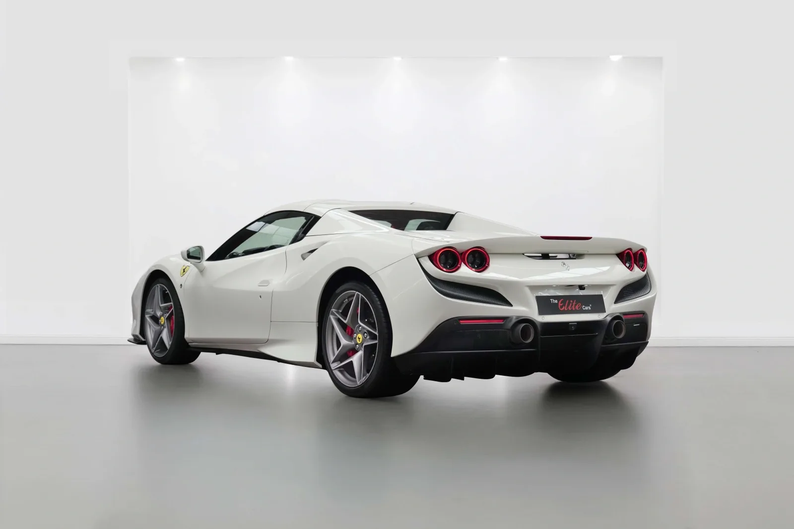2023 Ferrari F8 Spider, 4/16