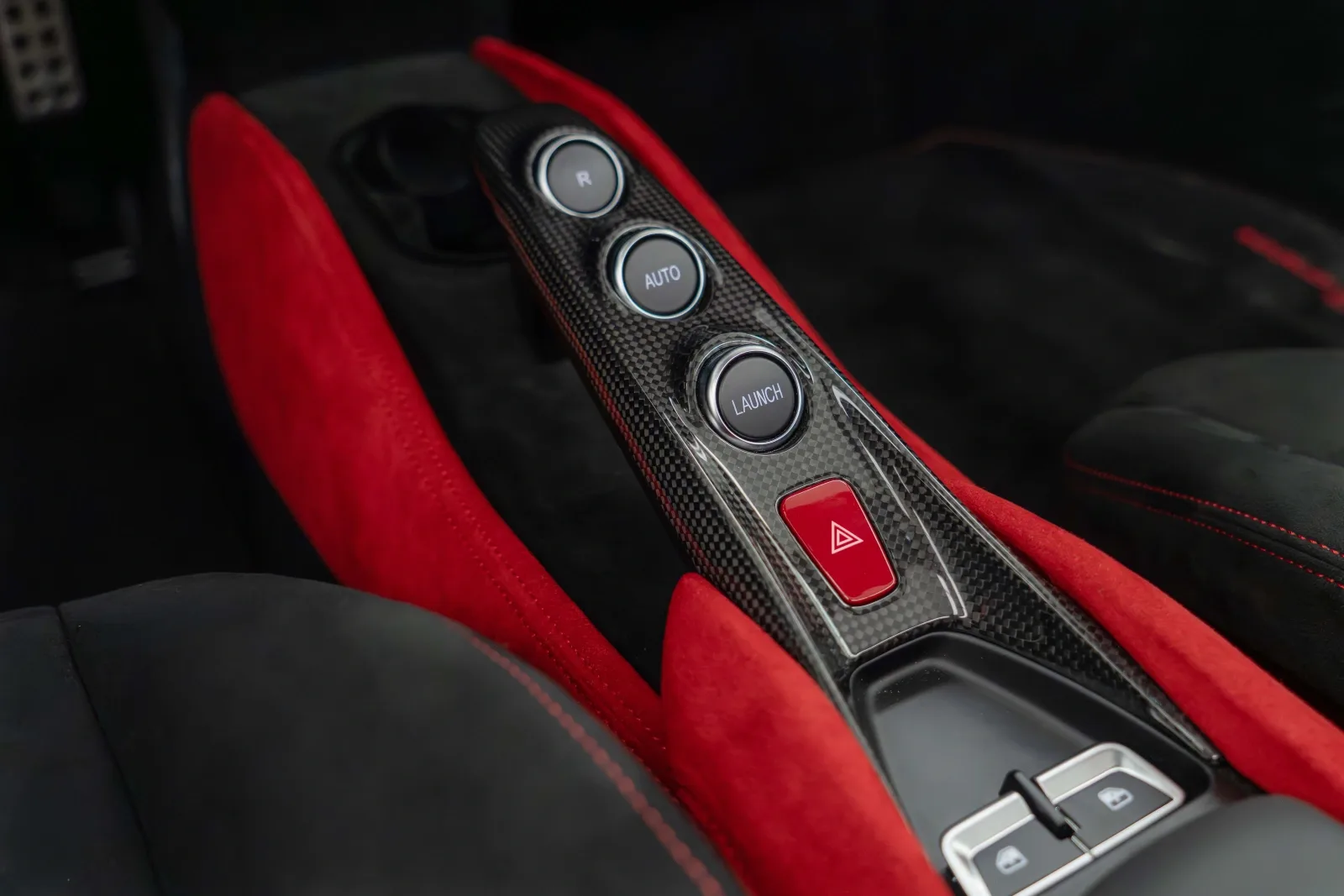 2023 Ferrari F8 Spider, 10/16