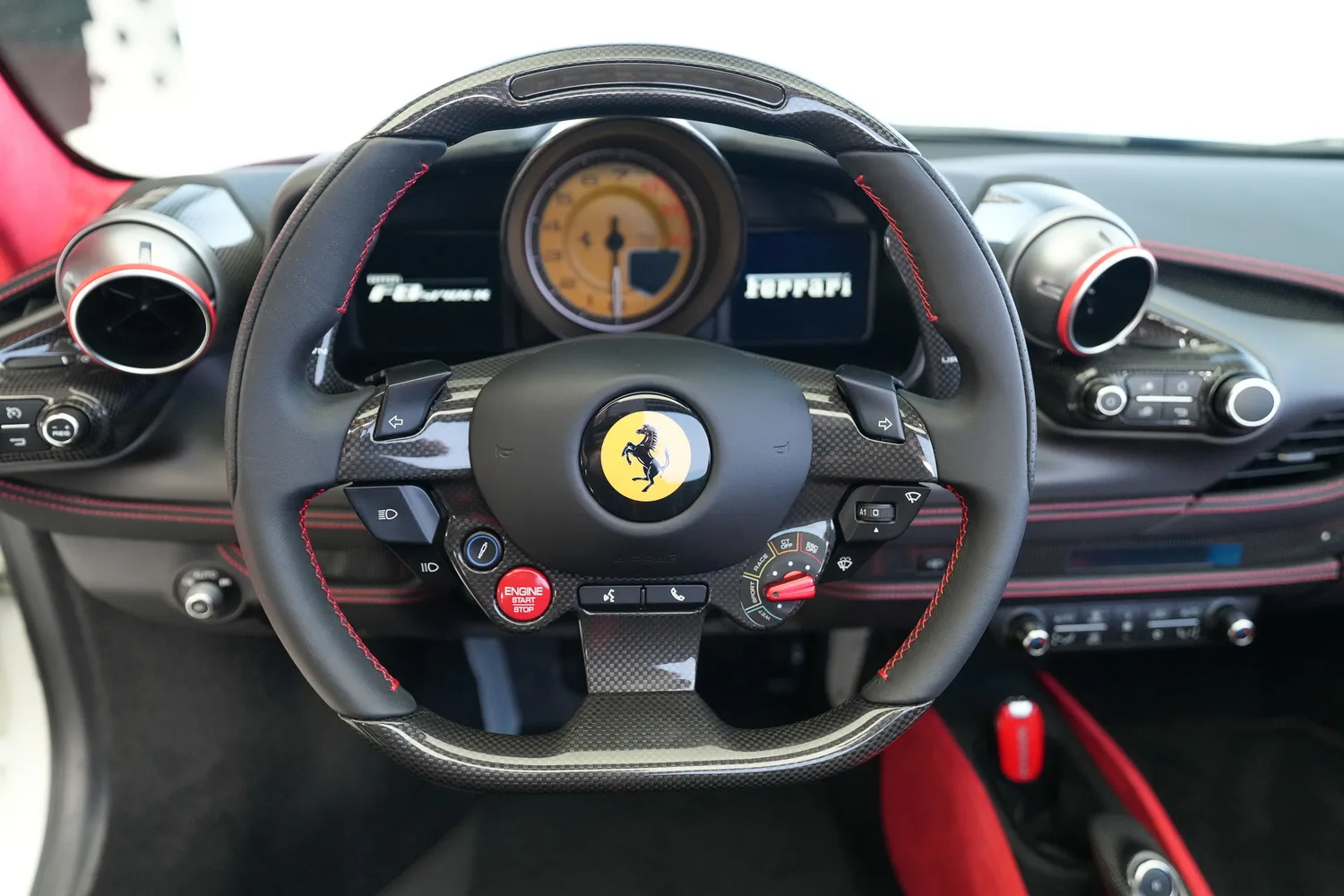 2023 Ferrari F8 Spider, 6/19