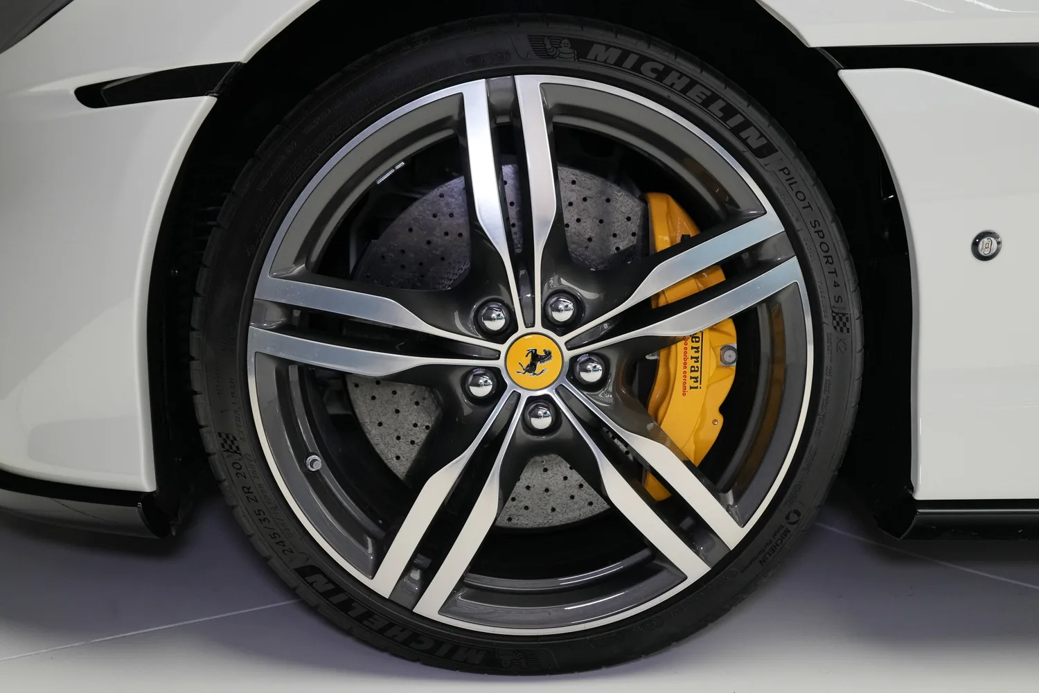 2023 Ferrari Portofino M, 11/16