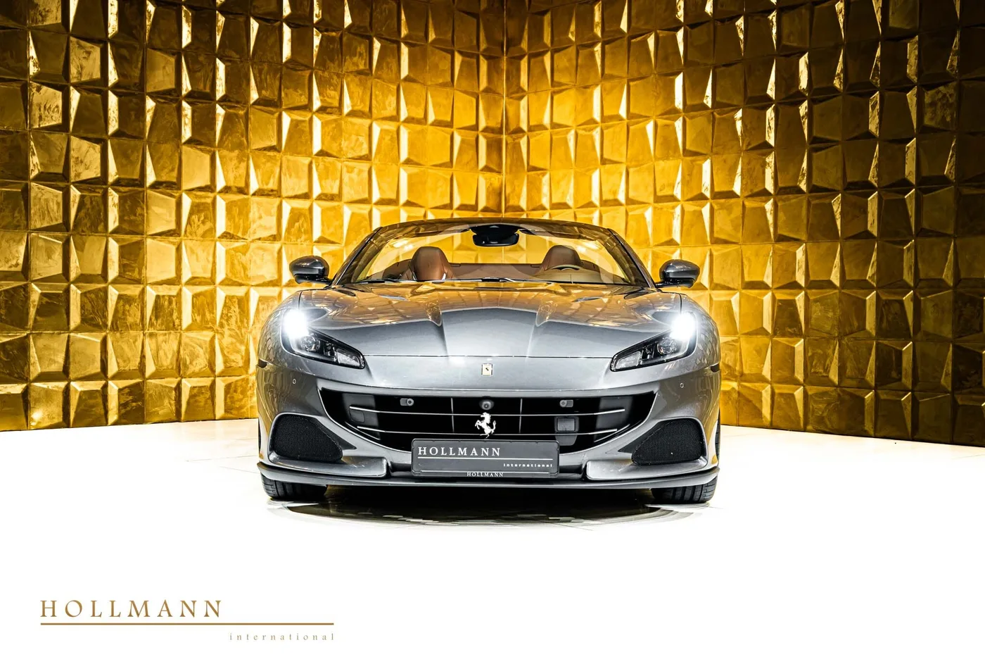 2023 Ferrari Portofino M offered by a specialist dealer in Stuhr, Germany, photo 2 of 8