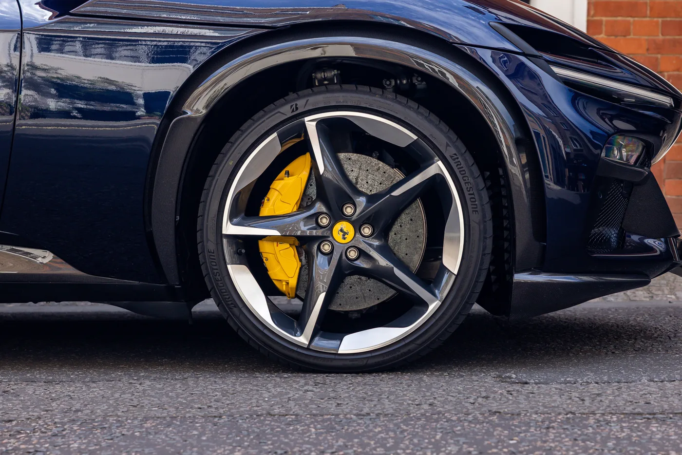 2023 Ferrari Purosangue angeboten von einer Vertragshändlergruppe in Mayfair, Vereinigtes Königreich, Foto 6 von 25