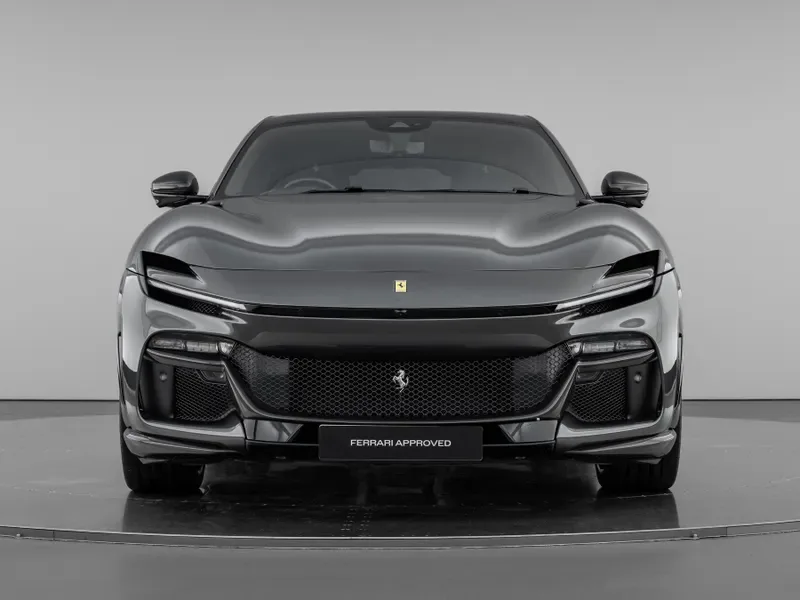 2023 Ferrari Purosangue, 2/30
