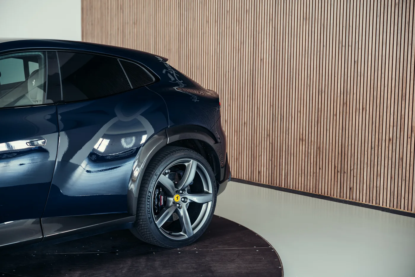 2023 Ferrari Purosangue angeboten von einem Oldtimerspezialisten in Stuttgart, Deutschland, Foto 14 von 25
