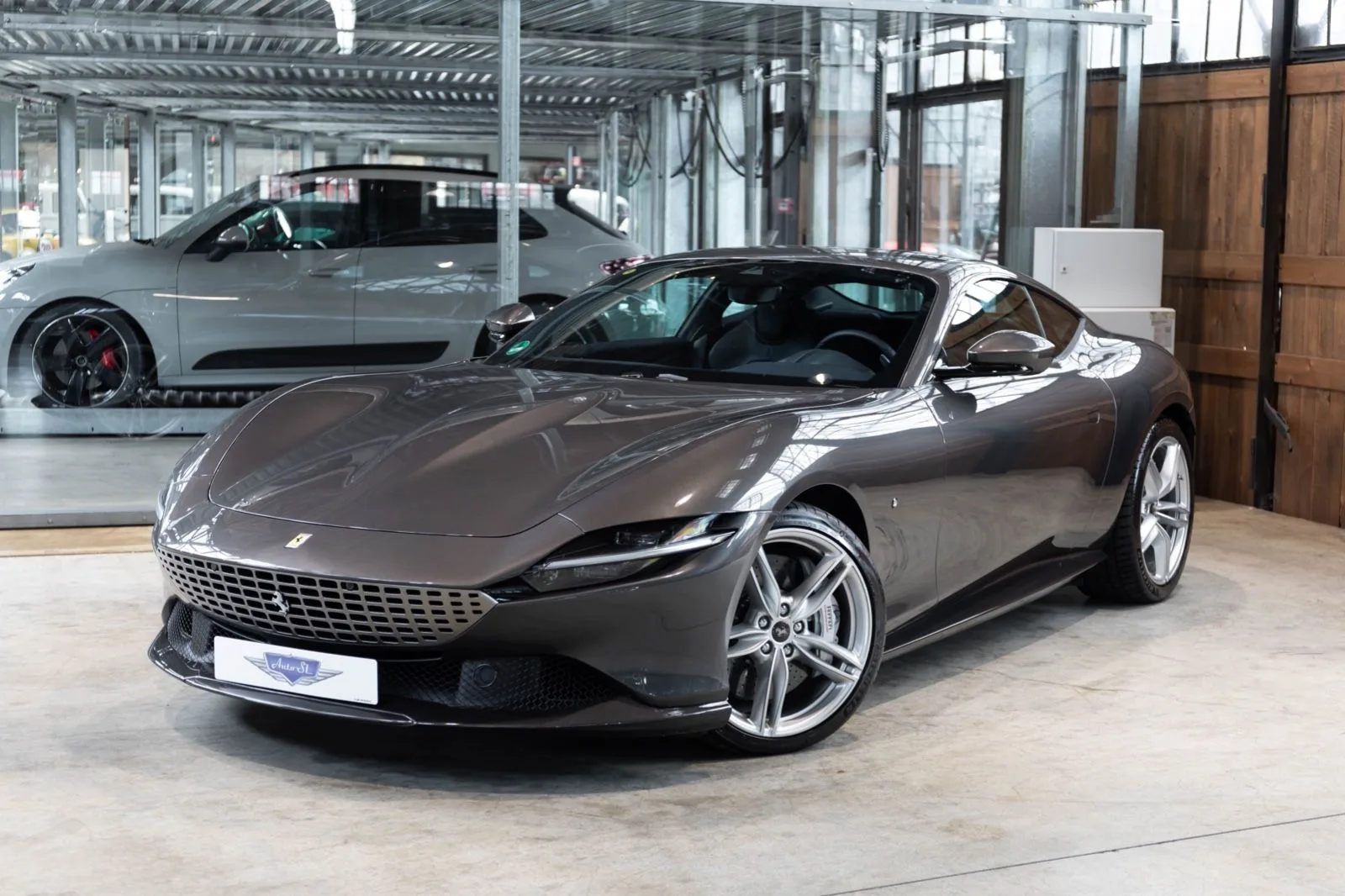 2023 Ferrari Roma angeboten von einem Fachhändler in Neuss, Deutschland, Hauptfoto