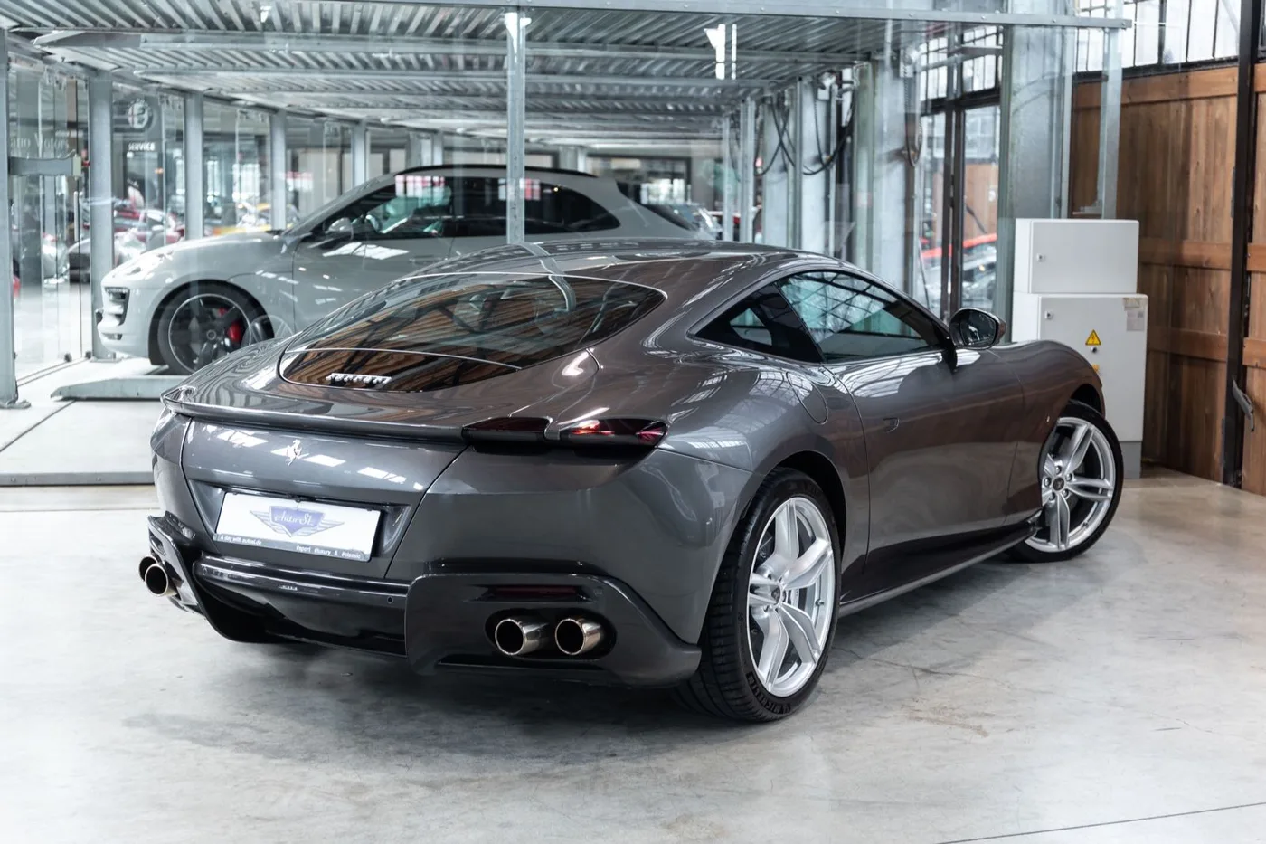 2023 Ferrari Roma angeboten von einem Fachhändler in Neuss, Deutschland, Foto 2 von 10
