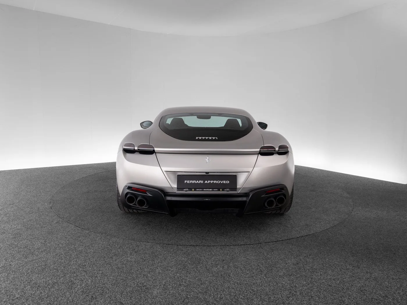2023 Ferrari Roma offered by a specialist dealer in Singen, Germany, photo 6 of 15