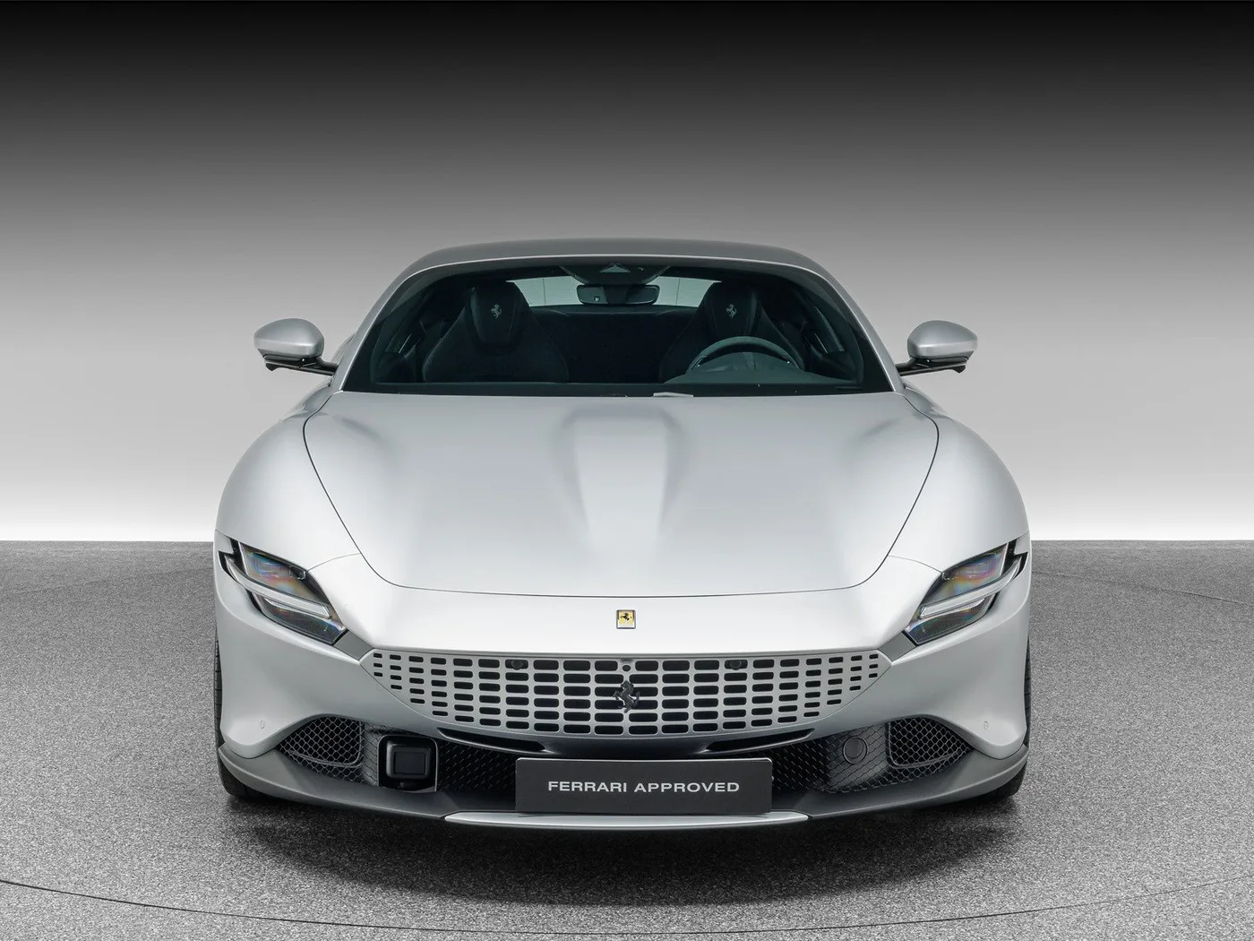 2023 Ferrari Roma offered by a specialist dealer in Böblingen, Germany, photo 10 of 15
