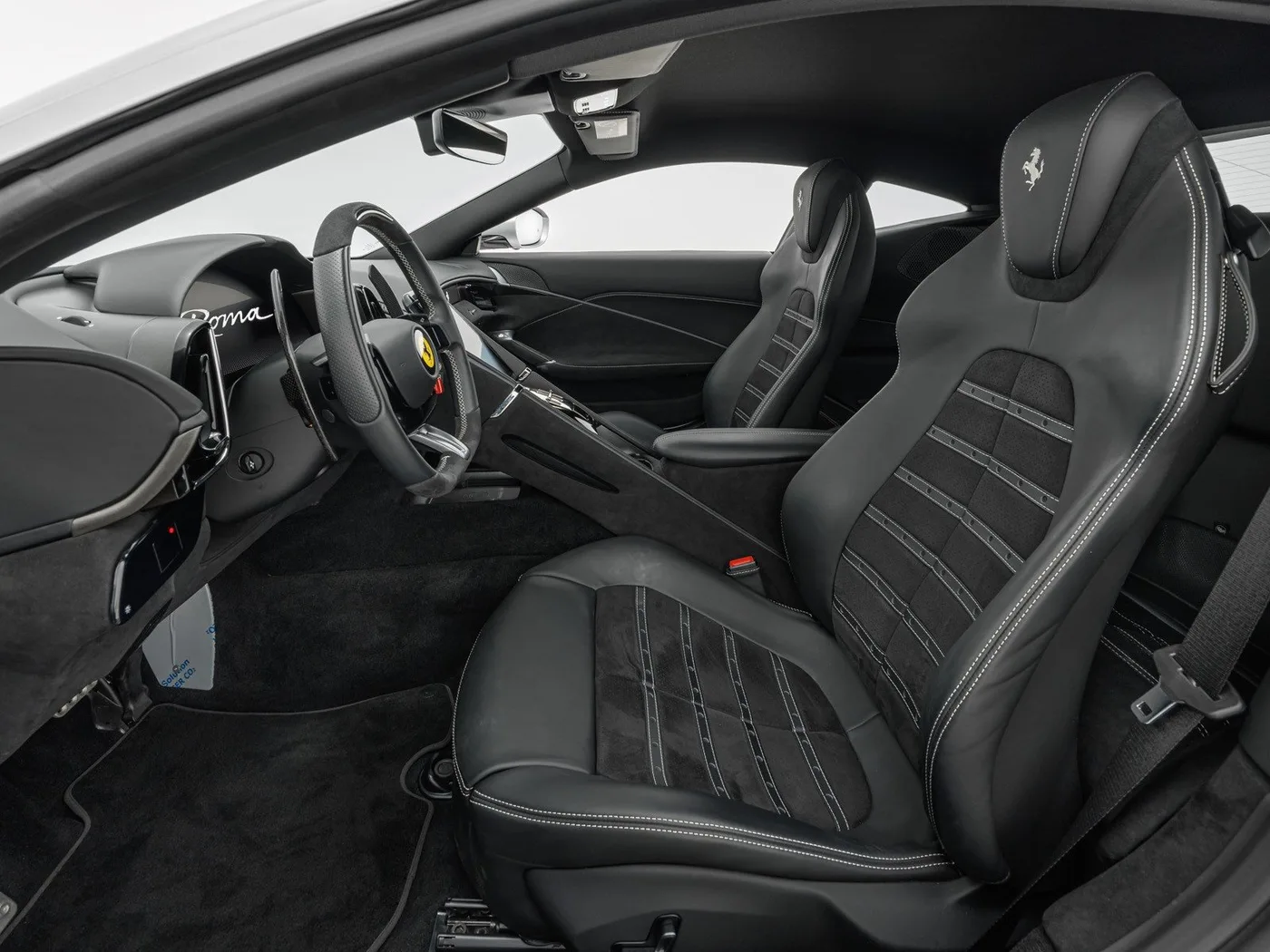 2023 Ferrari Roma offered by a specialist dealer in Böblingen, Germany, photo 15 of 15