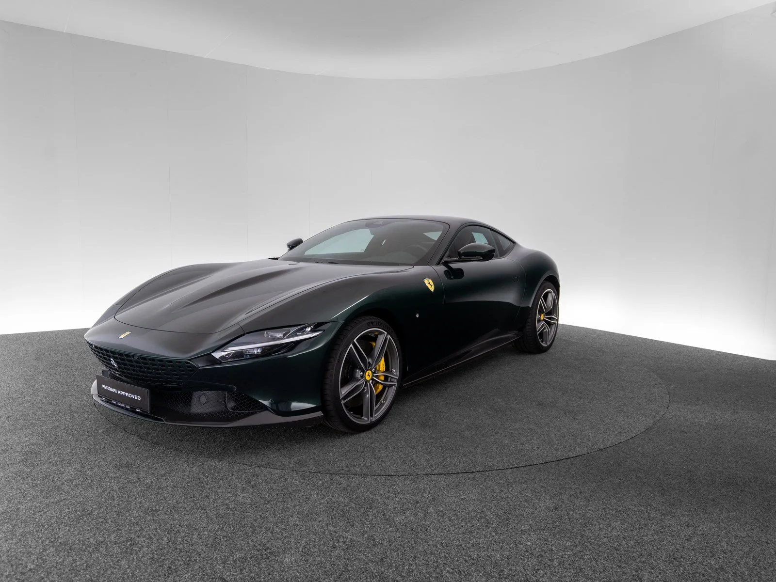 2023 Ferrari Roma offered by a specialist dealer in Singen, Germany, main photo