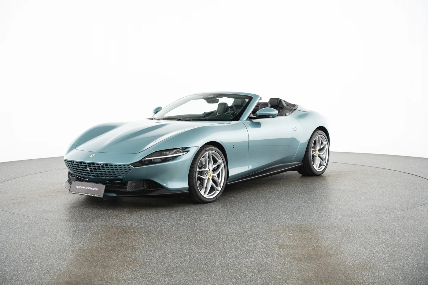 2023 Ferrari Roma Spider proposée par un concessionnaire spécialisé à Vösendorf, Autriche, photo 2 sur 15