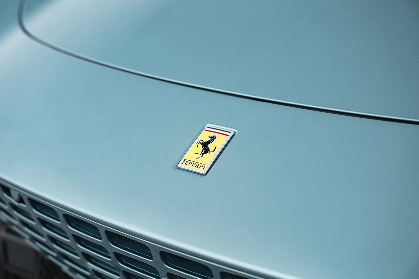 2023 Ferrari Roma Spider proposée par un concessionnaire spécialisé à Vösendorf, Autriche, photo 12 sur 15