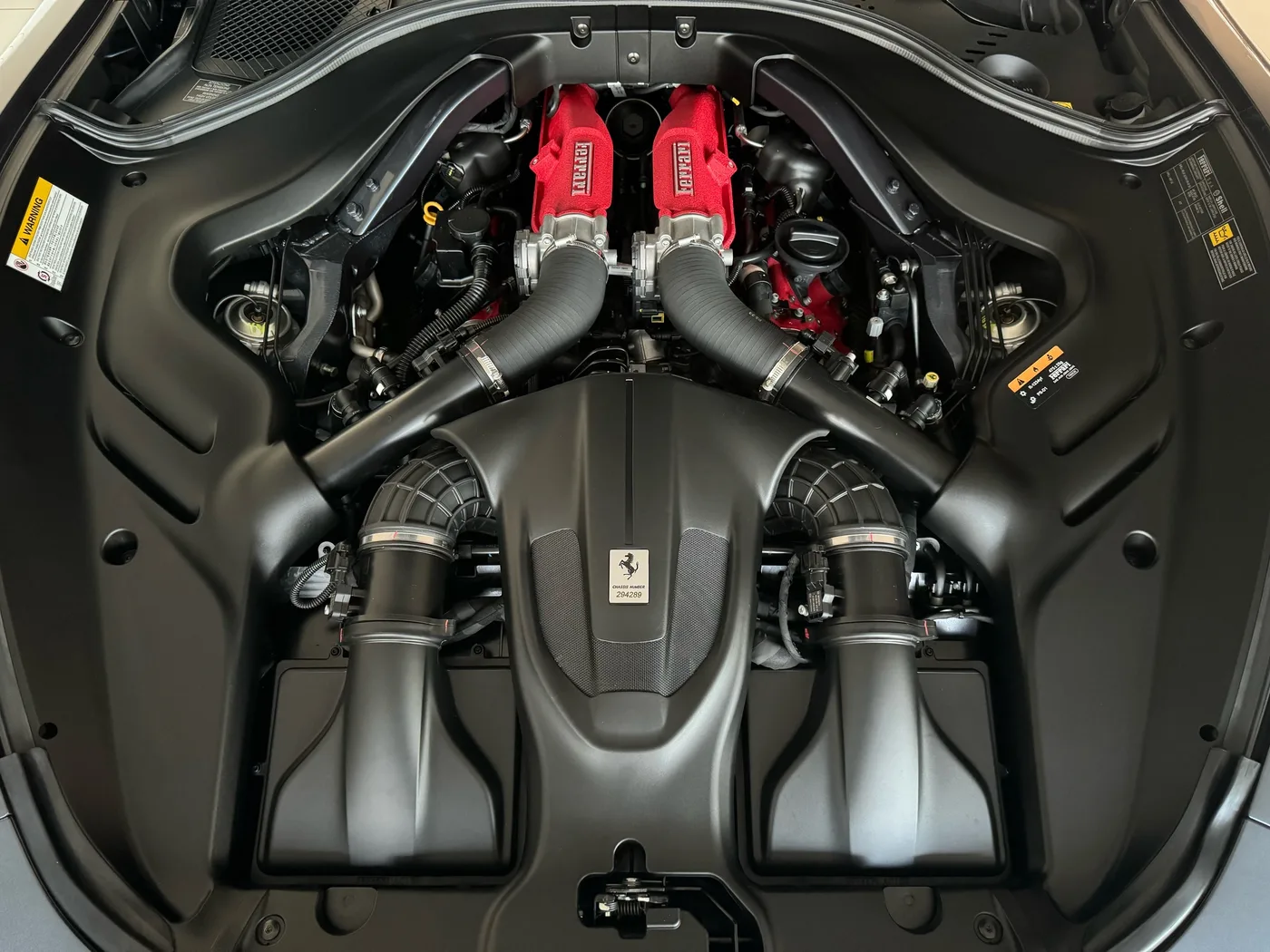 2023 Ferrari Roma offered by a specialist dealer in Frankfurt am Main, Germany, photo 7 of 15