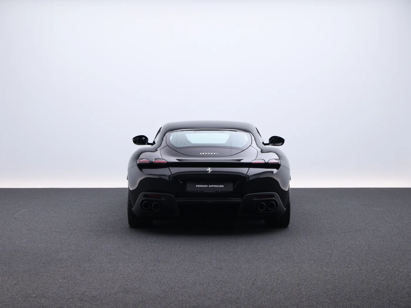 2023 Ferrari Roma angeboten von einem Fachhändler in Frankfurt am Main, Deutschland, Foto 4 von 15