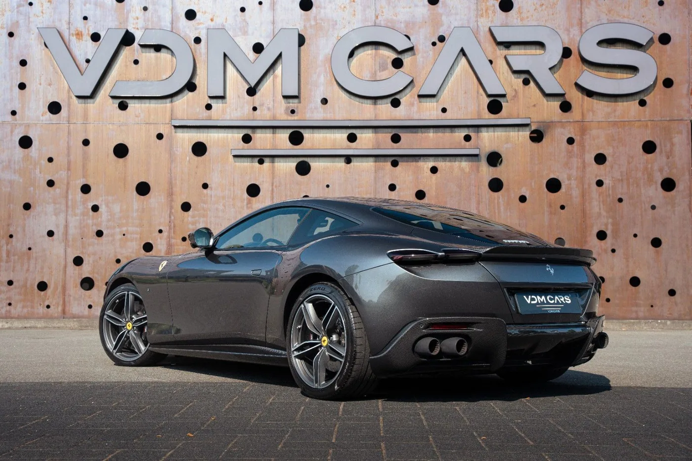 2023 Ferrari Roma offered by a supercar dealer in Gronau, Germany, photo 4 of 25