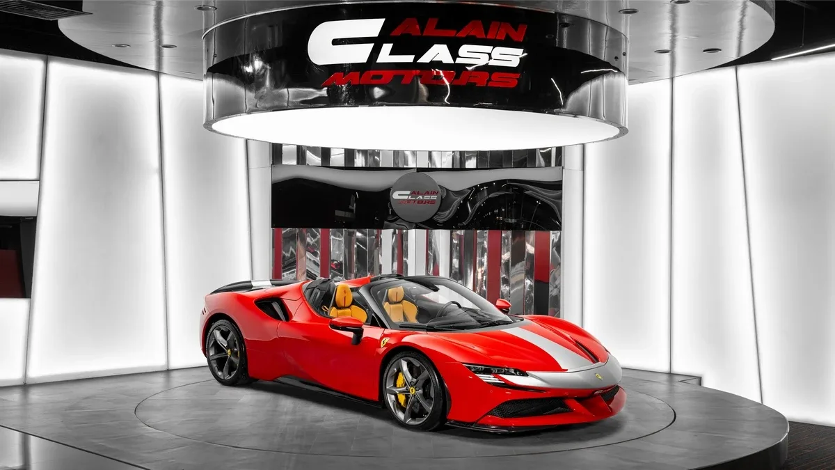 2023 Ferrari SF90 Spider Assetto Fiorano proposée par un concessionnaire spécialisé à Dubai, Émirats arabes unis, photo principale