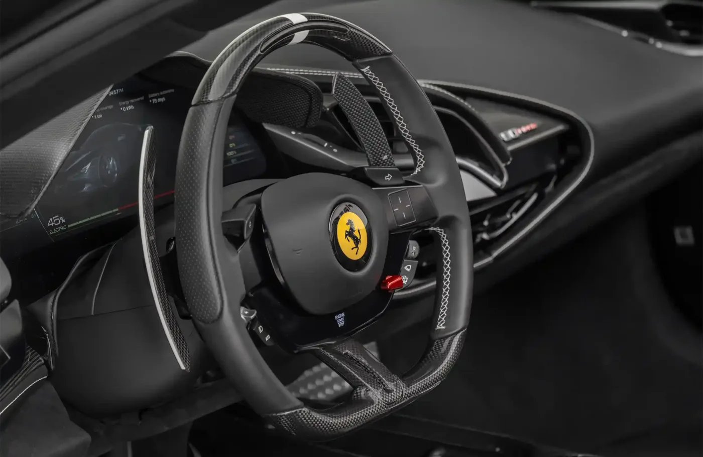 2023 Ferrari SF90 Spider Assetto Fiorano proposée par un concessionnaire spécialisé à Dubai, Émirats arabes unis, photo 5 sur 10