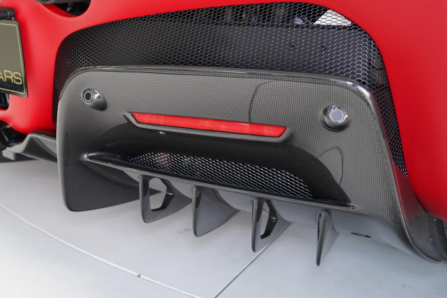 2023 Ferrari SF90 Spider, 10/18