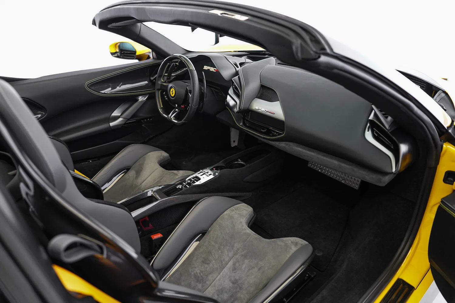2023 Ferrari SF90 Spider Assetto Fiorano, 12/20