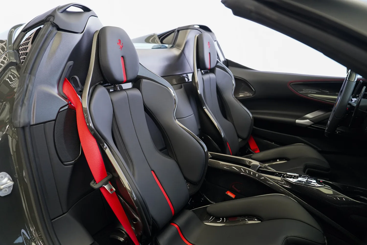 2023 Ferrari SF90 Spider Assetto Fiorano, 14/20