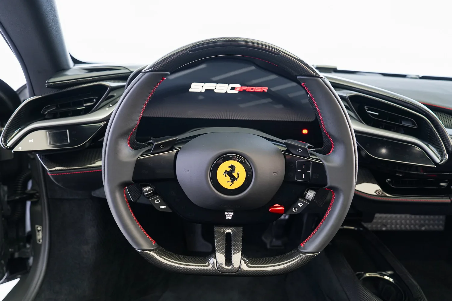 2023 Ferrari SF90 Spider Assetto Fiorano, 16/20
