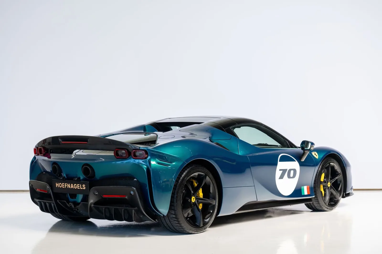 2023 Ferrari SF90 Spider Assetto Fiorano, 4/25