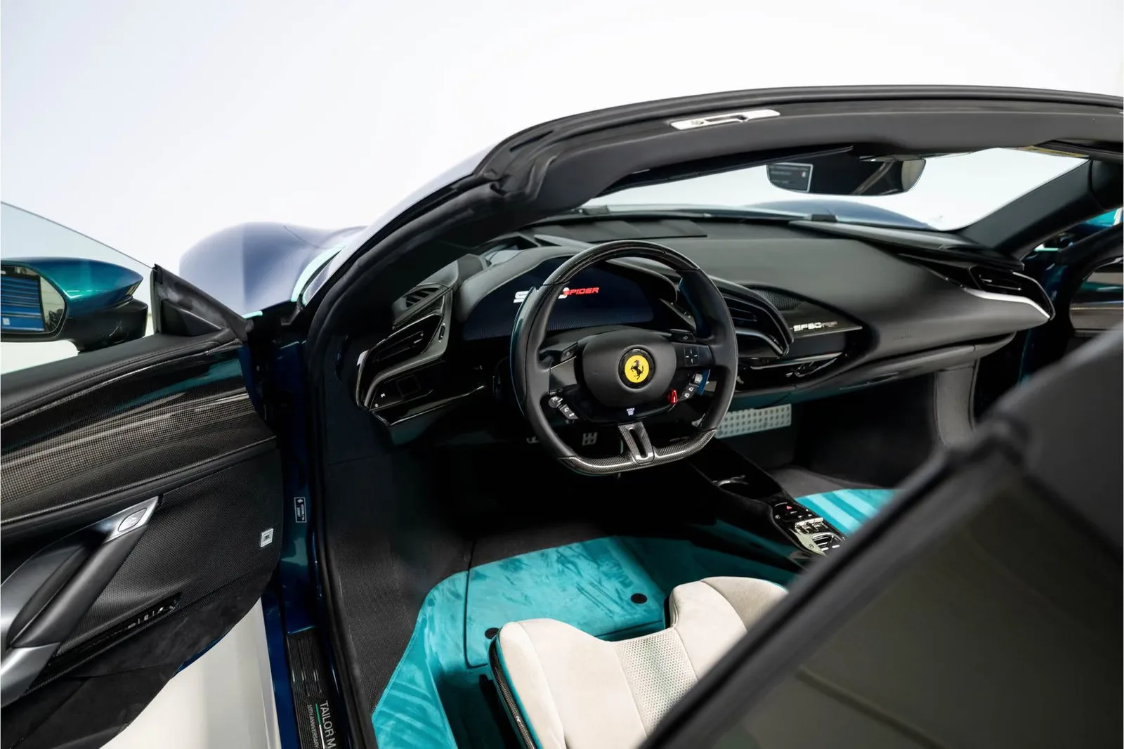 2023 Ferrari SF90 Spider Assetto Fiorano, 13/25