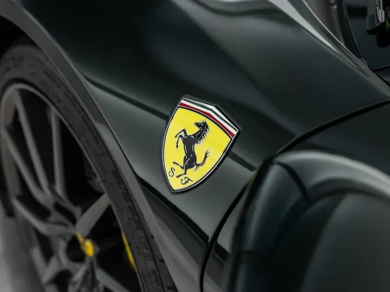 2023 Ferrari SF90 Spider, 15/30