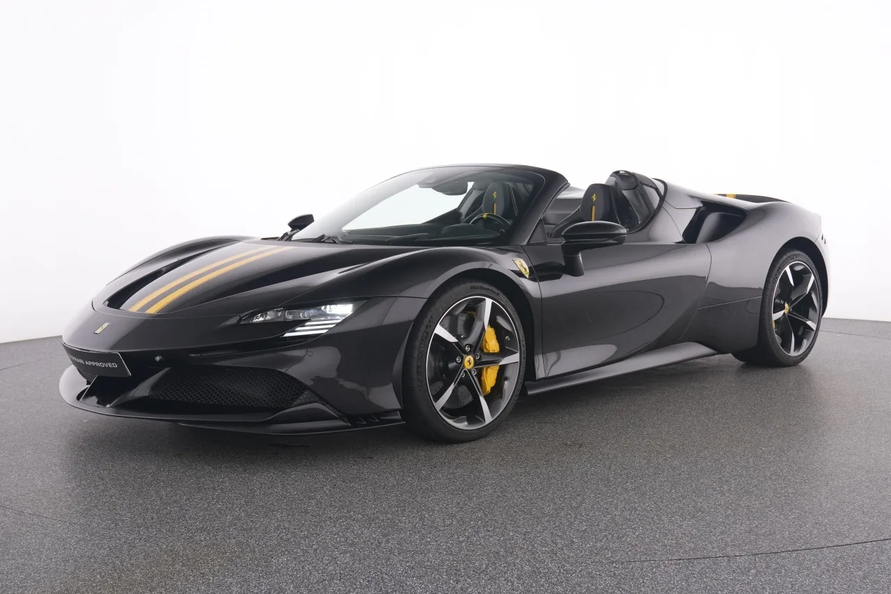 2023 Ferrari SF90 Spider angeboten von einem Fachhändler in Meerbusch, Deutschland, Foto 2 von 6