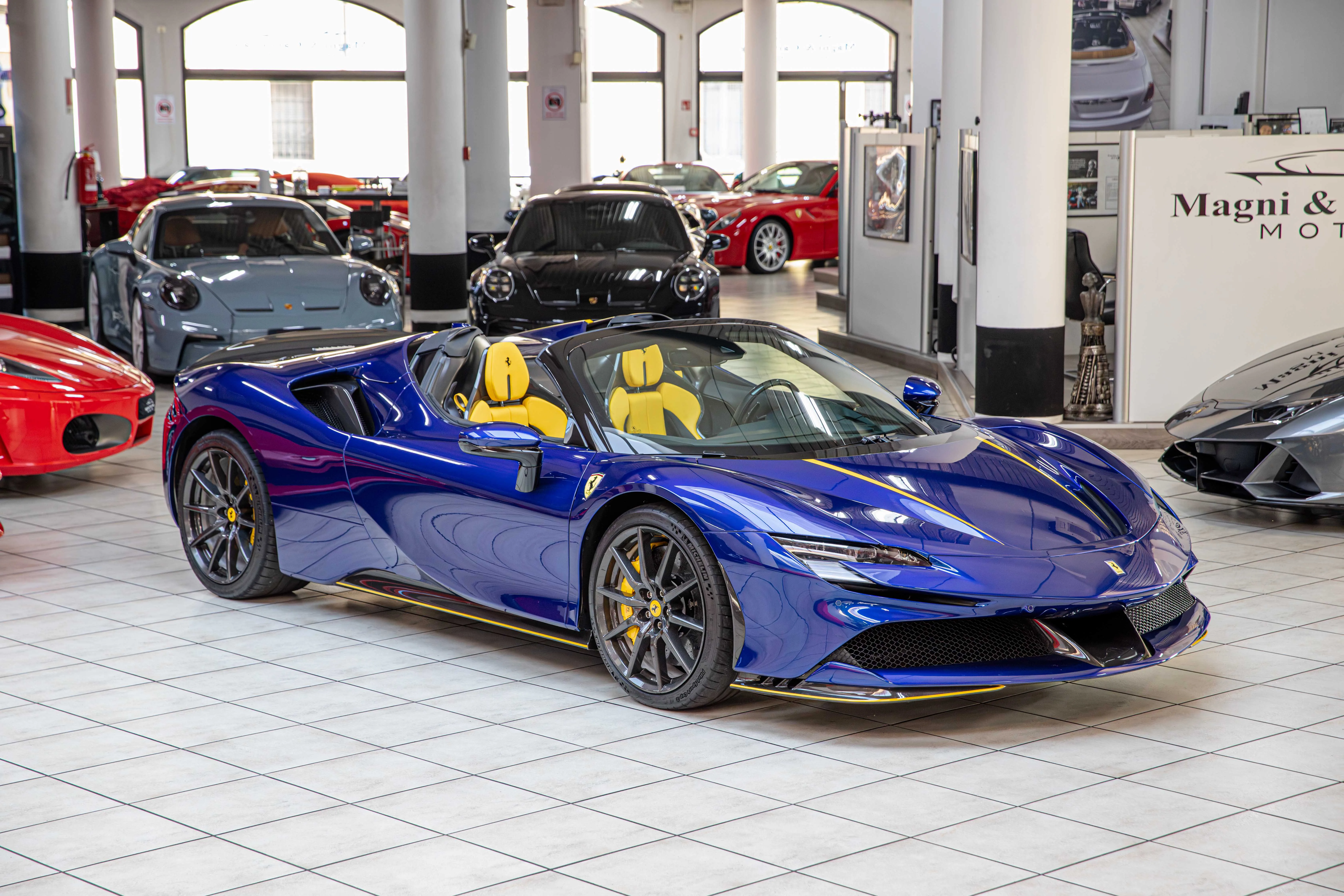 2023 Ferrari SF90 Spider, 2/30
