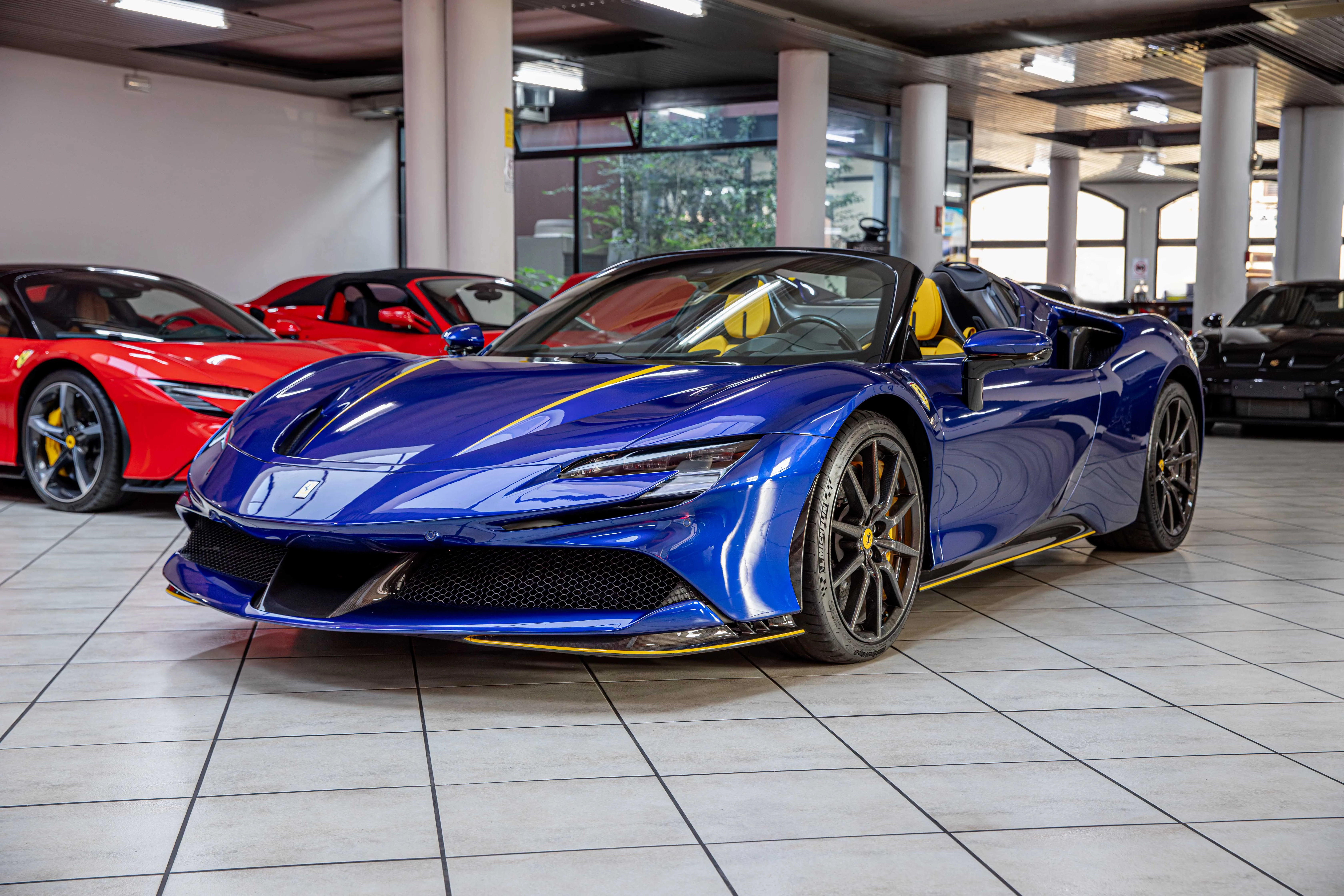 2023 Ferrari SF90 Spider, 7/30