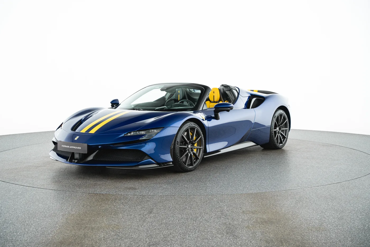 2023 Ferrari SF90 Spider angeboten von einem Fachhändler in Vösendorf, Österreich, Foto 2 von 15