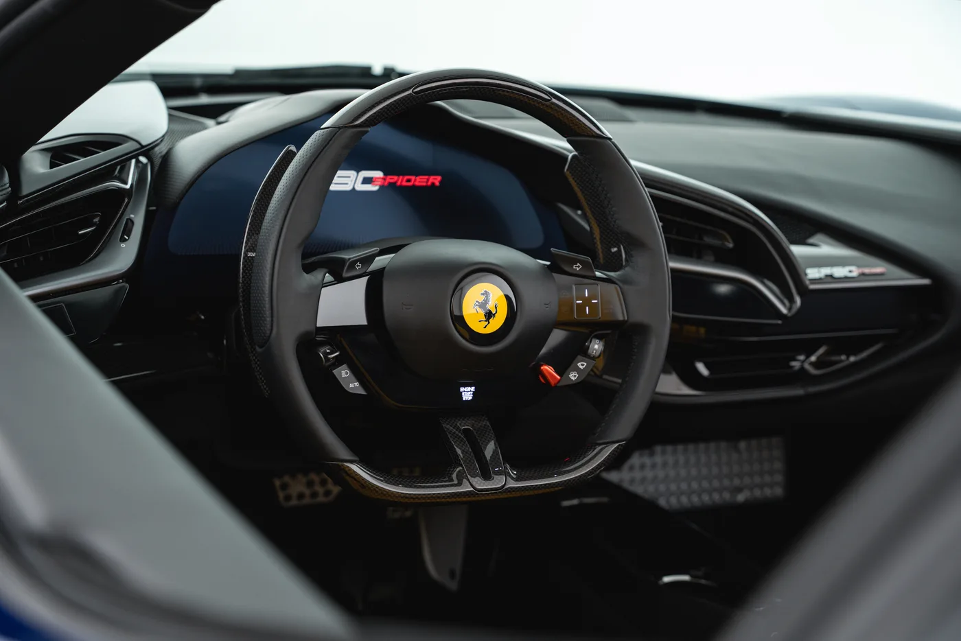 2023 Ferrari SF90 Spider angeboten von einem Fachhändler in Vösendorf, Österreich, Foto 13 von 15