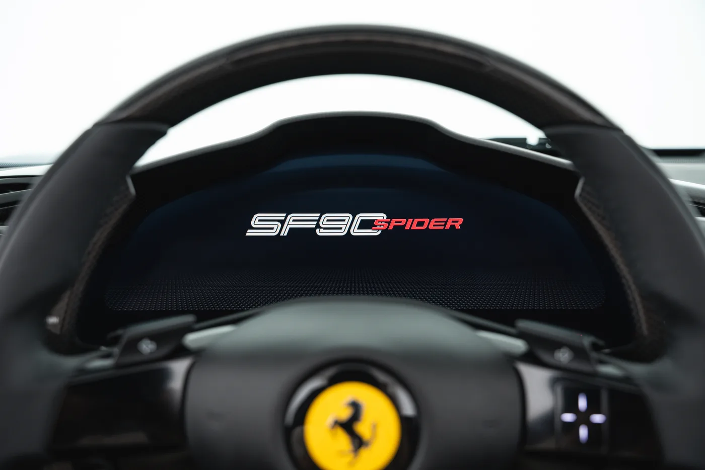 2023 Ferrari SF90 Spider angeboten von einem Fachhändler in Vösendorf, Österreich, Foto 15 von 15