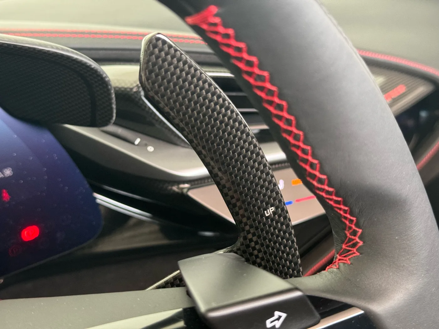 2023 Ferrari SF90 Spider offered by a specialist dealer in Frankfurt am Main, Germany, photo 15 of 15