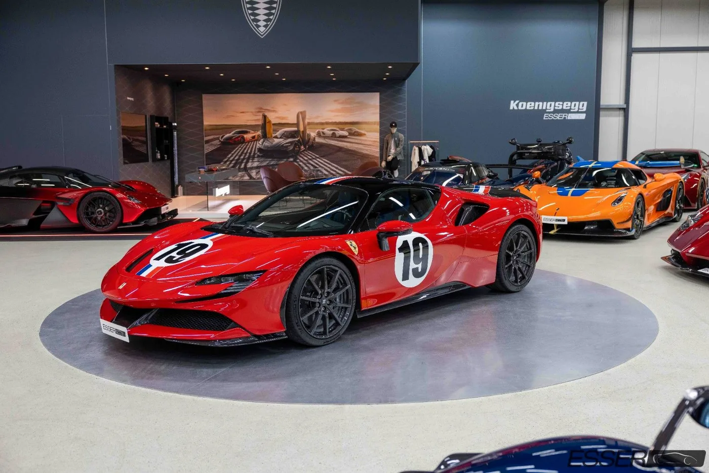 2023 Ferrari SF90 Stradale 250 GTO Le Mans homage angeboten von einem Fachhändler in Alsdorf, Deutschland, Foto 4 von 10