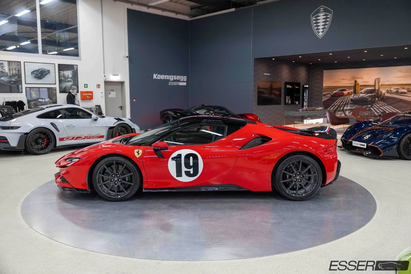 2023 Ferrari SF90 Stradale 250 GTO Le Mans homage angeboten von einem Fachhändler in Alsdorf, Deutschland, Foto 6 von 10