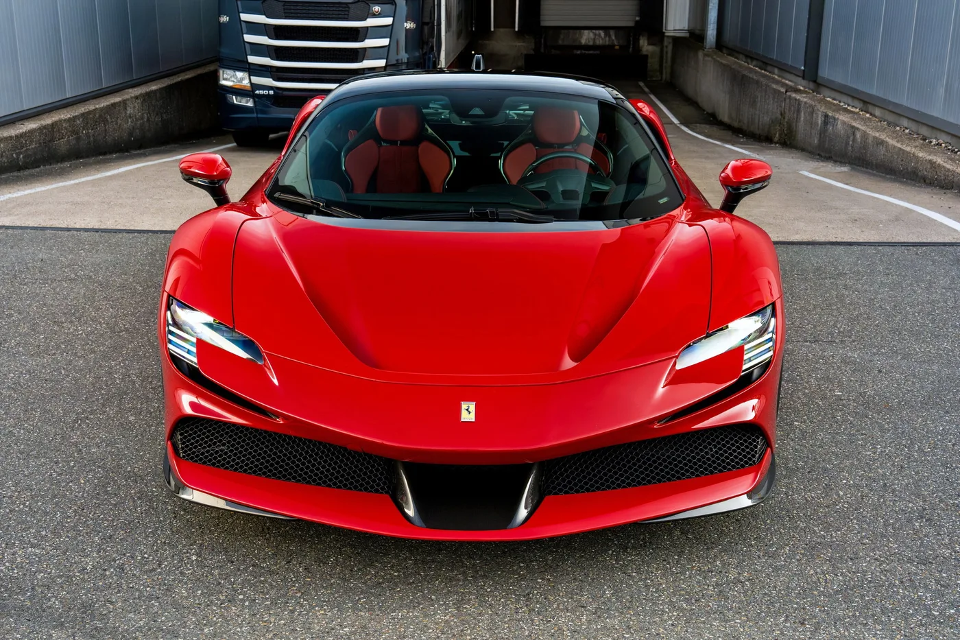 2023 Ferrari SF90 Stradale Assetto Fiorano angeboten von einem Supersportwagenhändler in Woerden, Niederlande, Foto 20 von 25