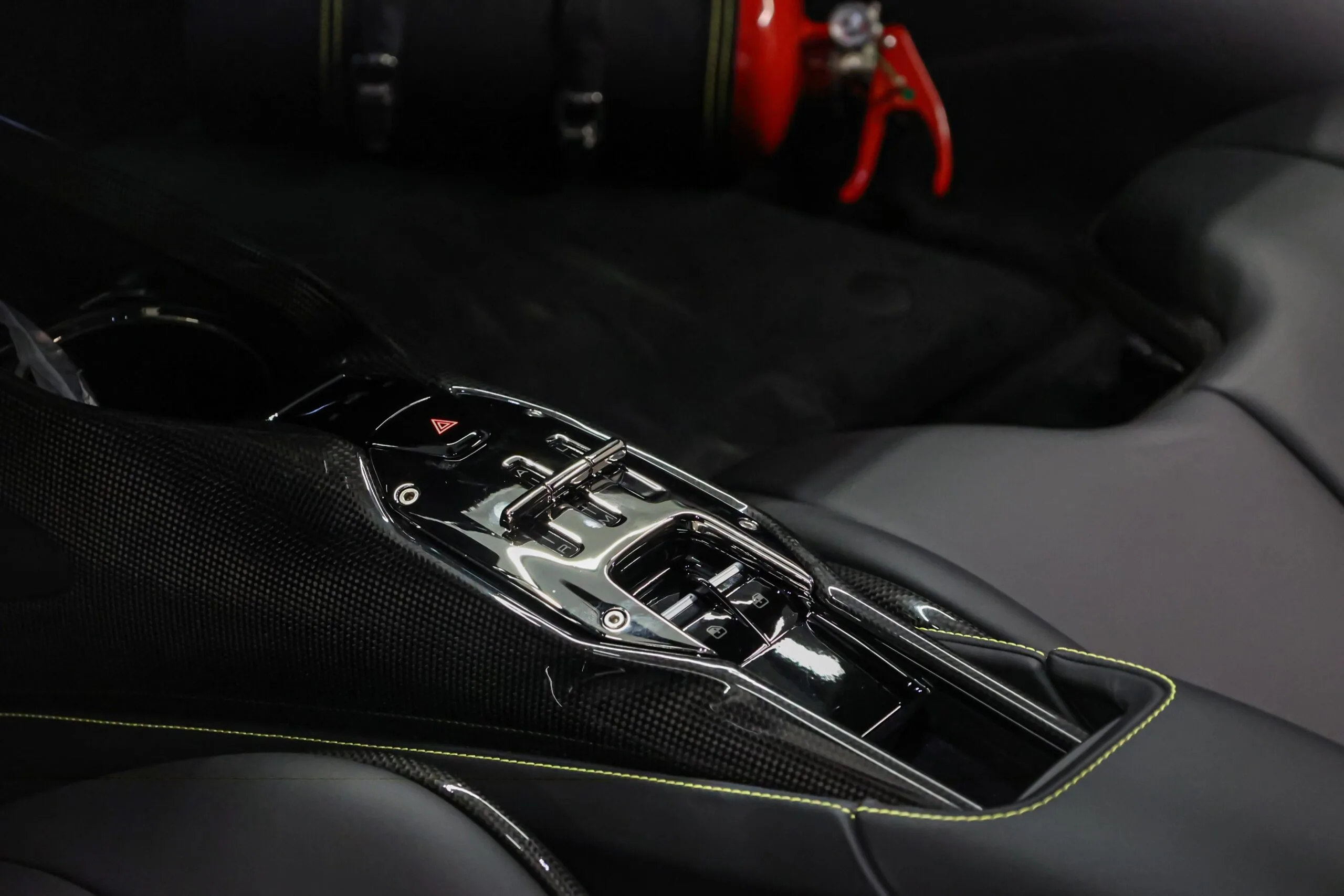 2023 Ferrari SF90 Stradale, 19/26