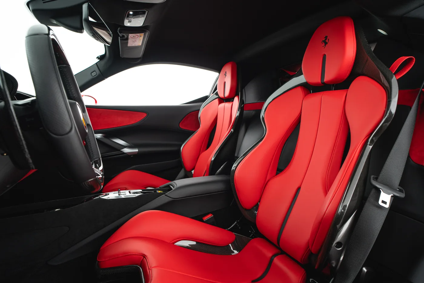 2023 Ferrari SF90 Stradale angeboten von einem Fachhändler in Vösendorf, Österreich, Foto 6 von 15