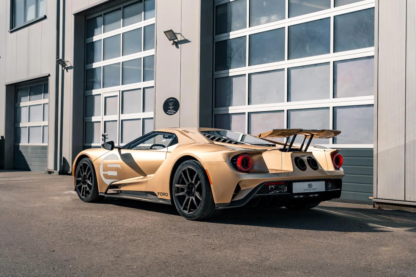 2023 Ford GT angeboten von einem Supersportwagenhändler in Munich, Deutschland, Foto 4 von 19