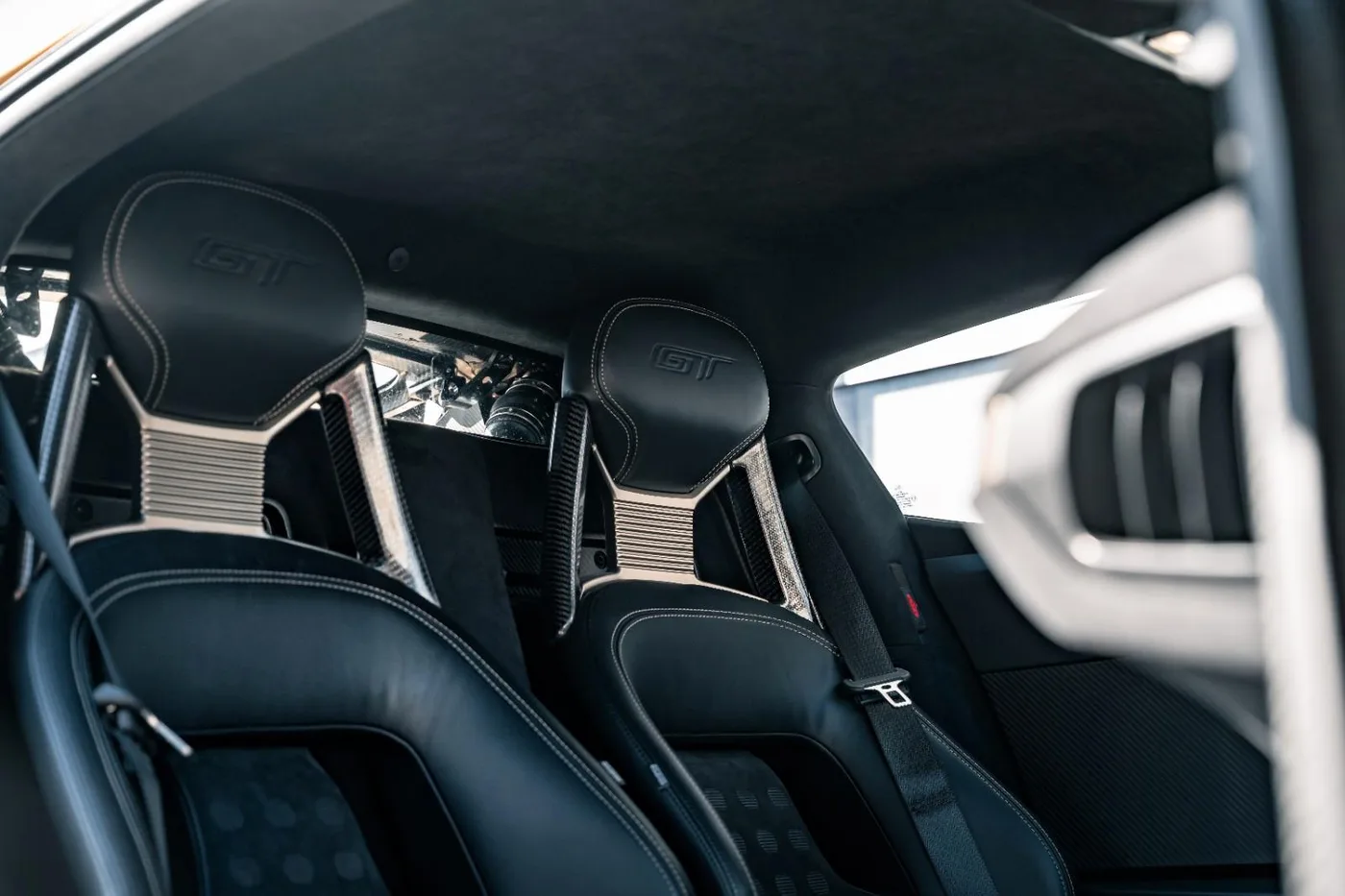 2023 Ford GT angeboten von einem Supersportwagenhändler in Munich, Deutschland, Foto 10 von 19