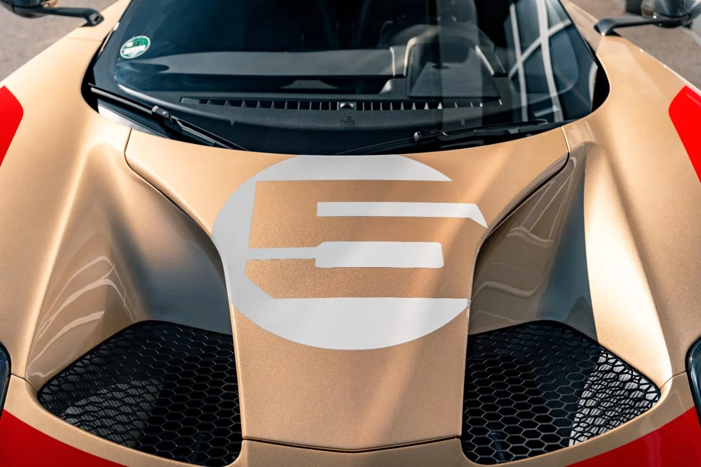 2023 Ford GT angeboten von einem Supersportwagenhändler in Munich, Deutschland, Foto 16 von 19