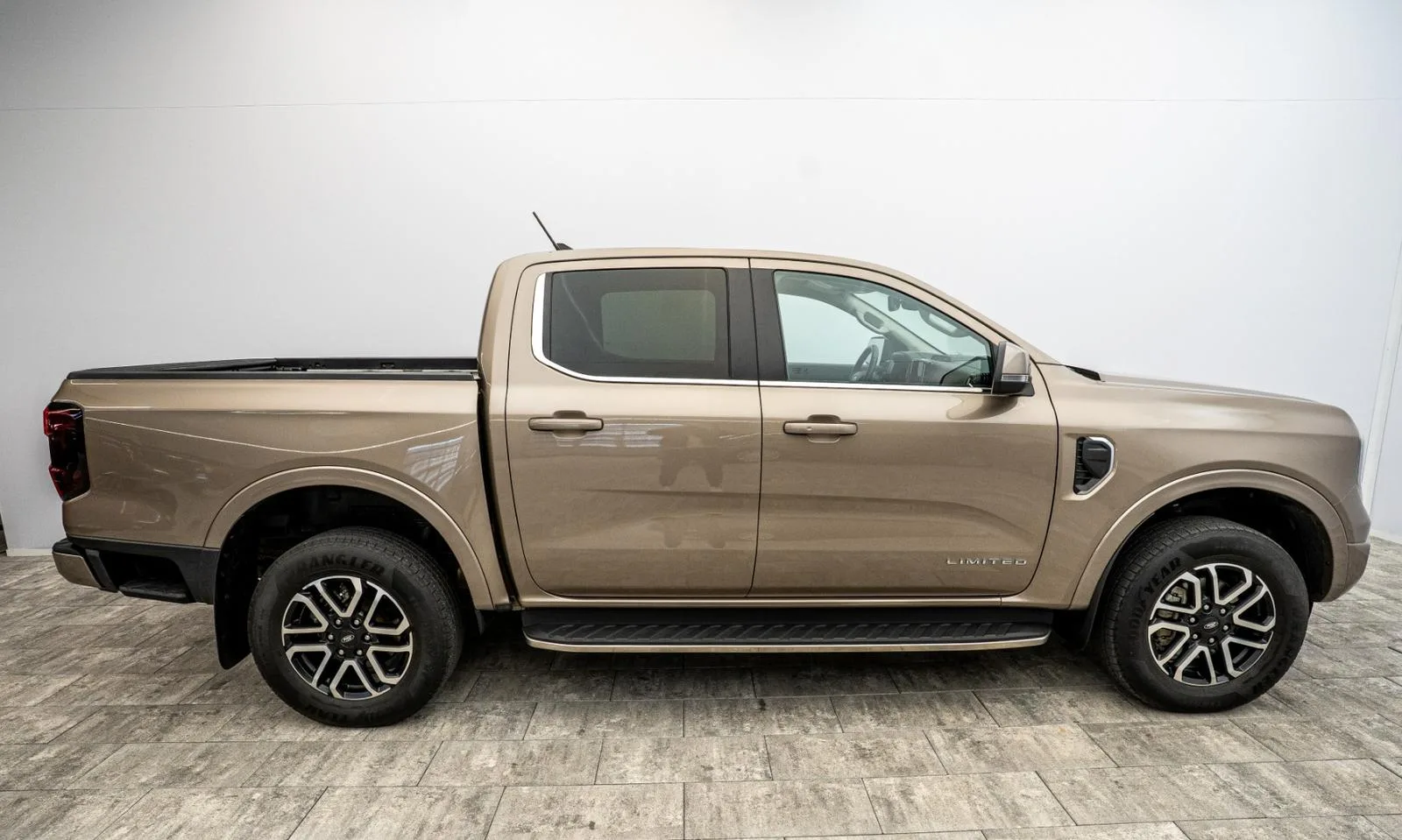 2023 Ford Ranger Limited, 7/23
