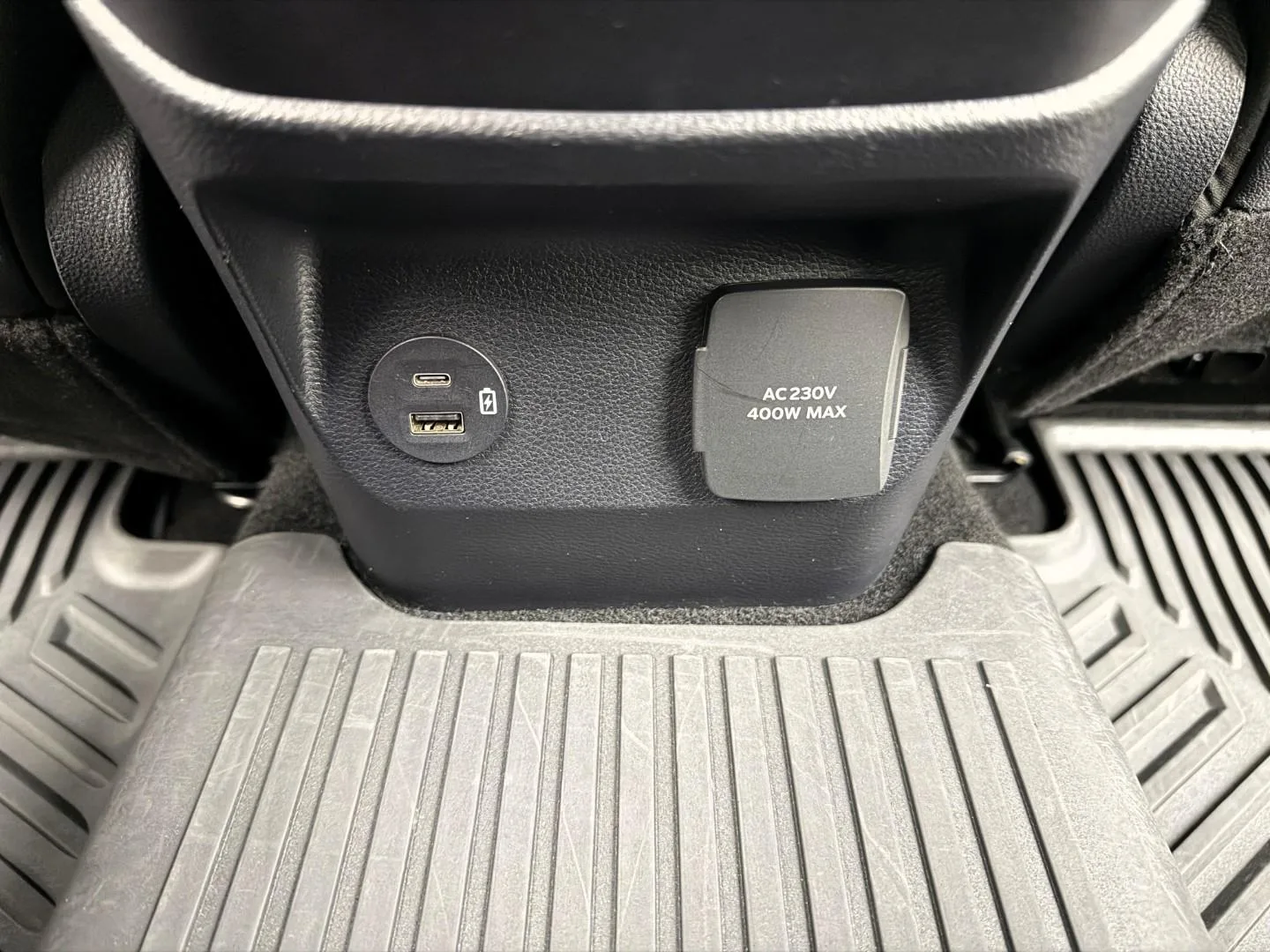 2023 Ford Ranger Wildtrak, 22/28
